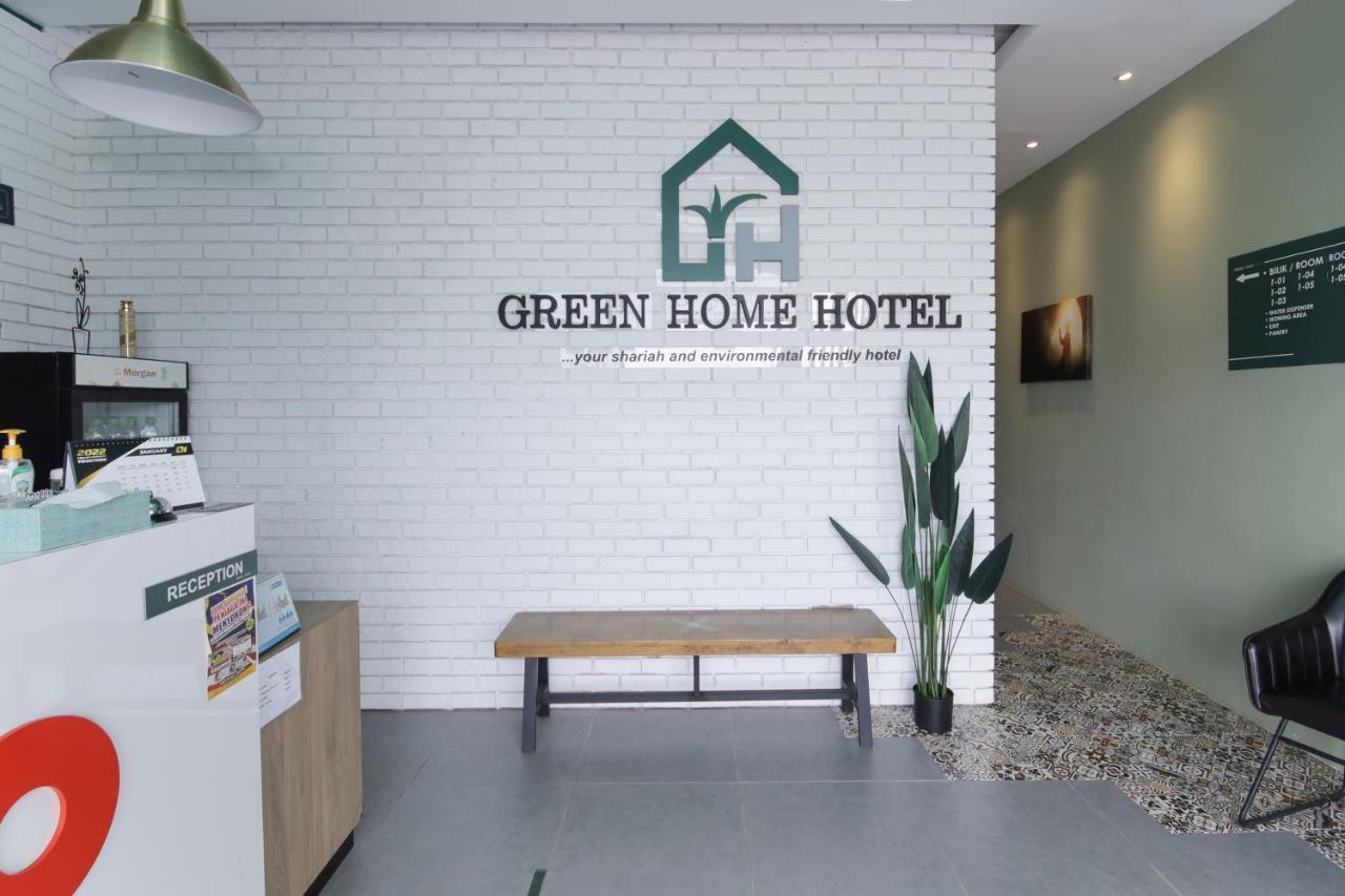 Oyo 90399 Green Home Hotel Syariah Sepang Zewnętrze zdjęcie